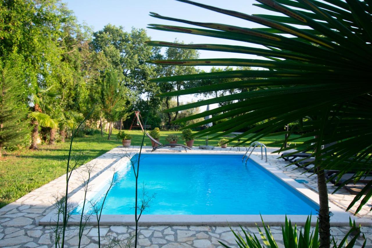 Villa Micheline Kosinozici Extérieur photo